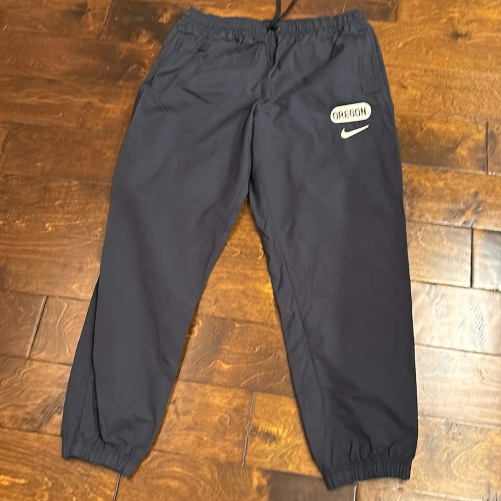 Like new, black joggers